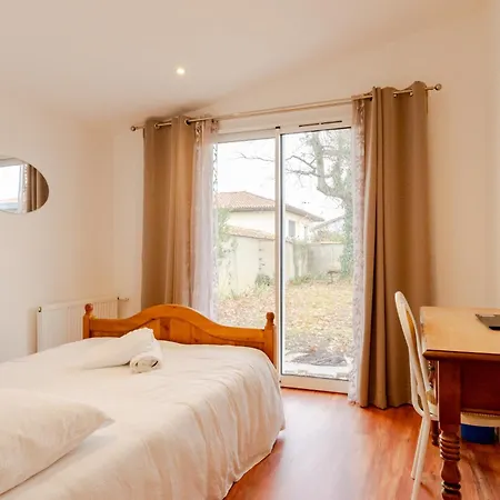 Amistad - Chene - Centre - Parking - Jardin - Partage -